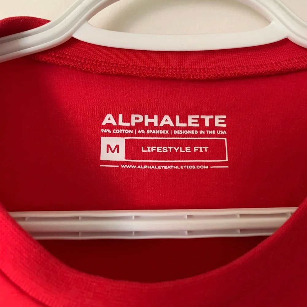 Alphalete Cropped Tee - Picture 2 of 3